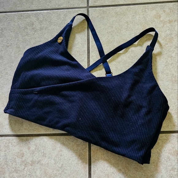 love fitness apparel Other - Love fitness wrap sports bra
